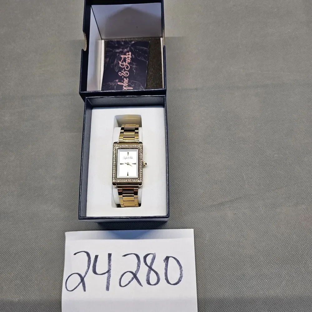 SOPHIE AND FREDA Wilmington Quartz w/Swarovski Crystal Silver‎ Dial Ladies Watch